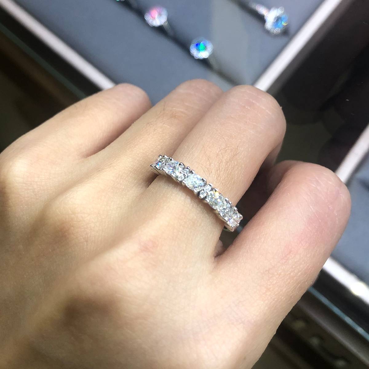 Oval Diamond Ring S925 Silver Plated Platinum Women's Ring Customized Selection Side Stone Moissanite 1.6ct